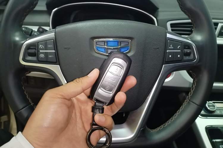 Used Geely Auto Emgrand X7 Sport 2016 1.8TD Automatic ZhiZun Version Vehicle Key