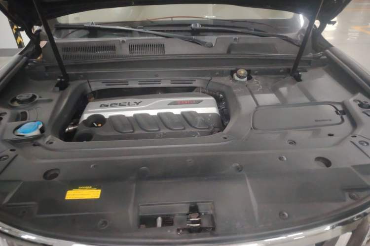 Used Geely Auto Emgrand X7 Sport 2016 1.8TD Automatic ZhiZun Version Engine Bay