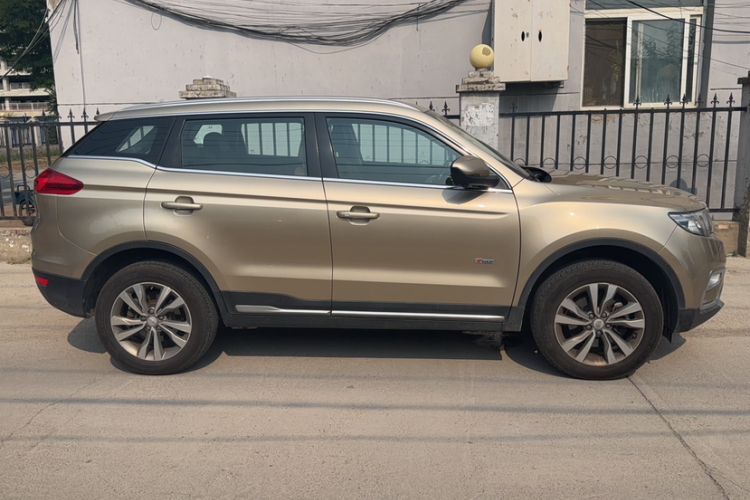 Used Geely Auto Emgrand X7 Sport 2016 1.8TD Automatic All-Wheel-Drive ZhiZun Edition Exterior 4