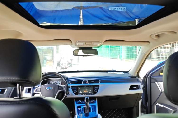 Used Geely Auto Emgrand X7 Sport 2016 1.8TD Automatic Smart Model Headliner