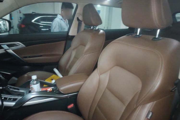 Used Geely Auto Emgrand X7 Sport 2016 1.8TD Automatic ZhiZun Version Left Front Seat