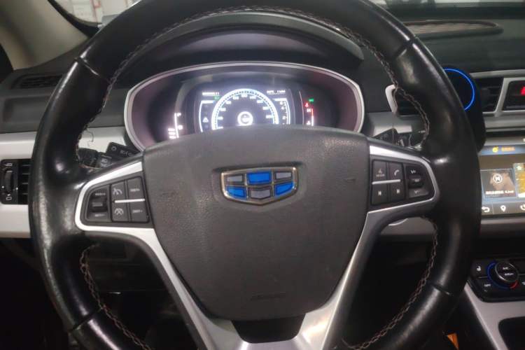 Used Geely Auto Emgrand X7 Sport 2016 1.8TD Automatic ZhiZun Version Steering Wheel