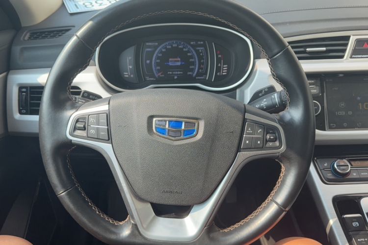Used Geely Auto Emgrand X7 Sport 2016 1.8TD Automatic All-Wheel-Drive ZhiZun Edition Steering Wheel