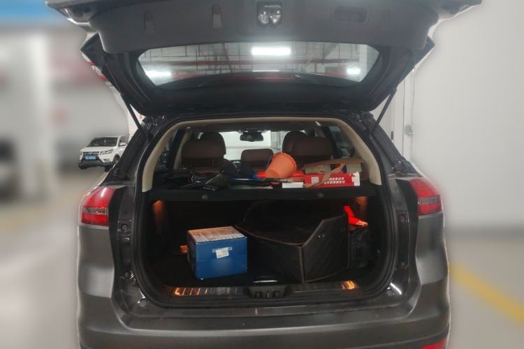 Used Geely Auto Emgrand X7 Sport 2016 1.8TD Automatic ZhiZun Version Trunk
