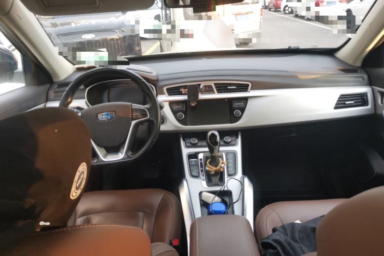 Used Geely Auto Emgrand X7 Sport 2016 1.8TD Automatic ZhiZun Version Center Console