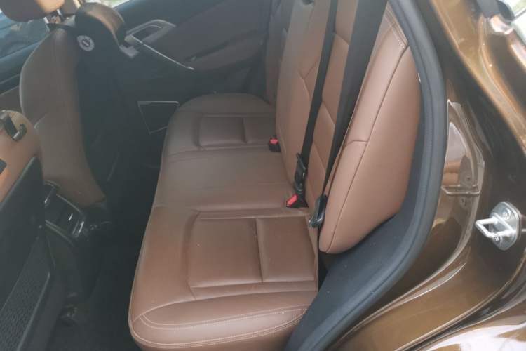 Used Geely Auto Emgrand X7 Sport 2016 1.8TD Automatic ZhiZun Version Left Rear Seat