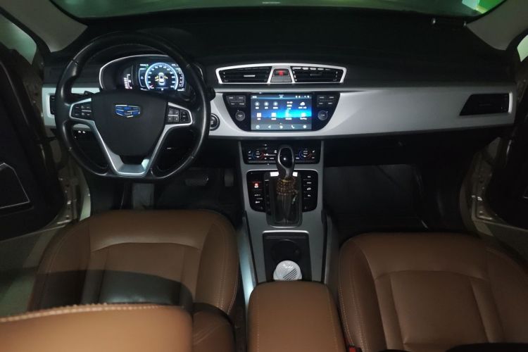 Used Geely Auto Emgrand X7 Sport 2016 1.8TD Automatic ZhiZun Version Center Console