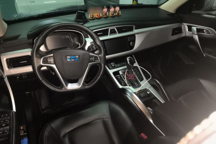 Used Geely Auto Emgrand X7 Sport 2016 1.8TD Automatic Smart Model Center Console