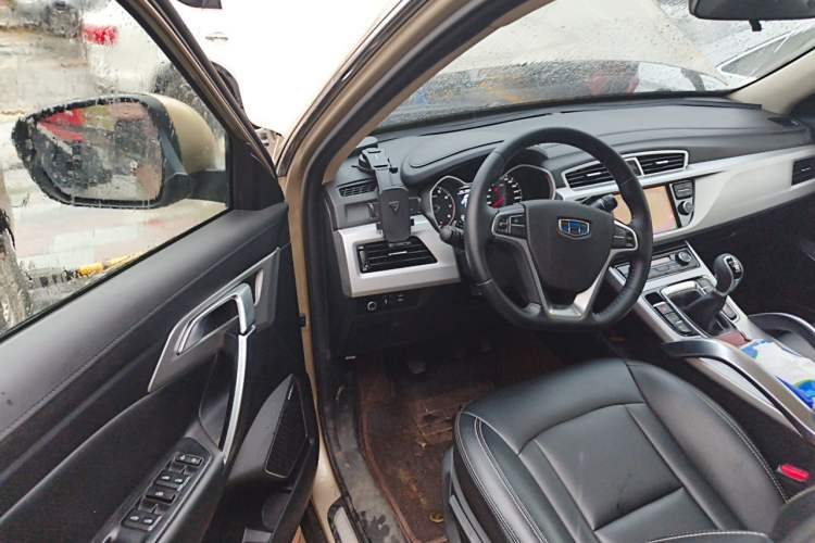 Used Geely Auto Emgrand X7 Sport 2016 2.0L Manual ZhiShang Version Driver Seat