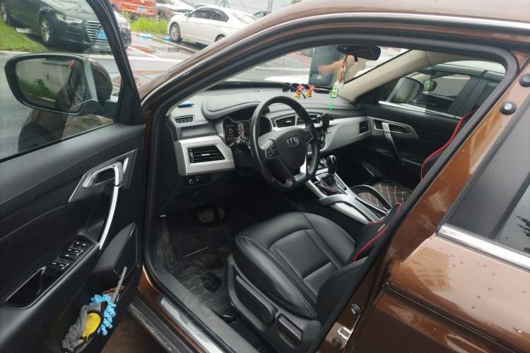 Used Geely Auto Emgrand X7 Sport 2016 1.8TD Automatic ZhiShang Model Driver Seat