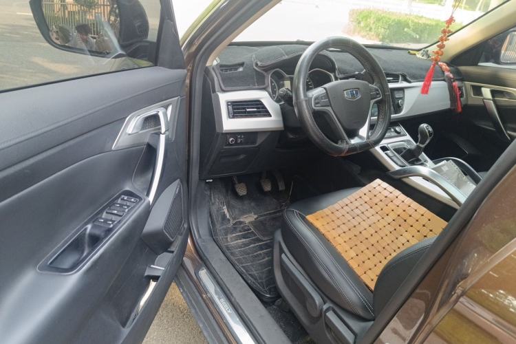 Used Geely Auto Emgrand X7 Sport 2016 1.8TD Manual ZhiShang Model Driver Seat