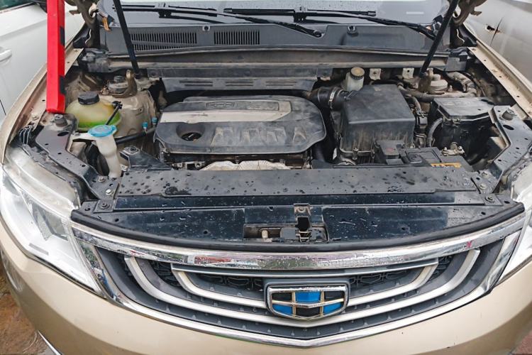 Used Geely Auto Emgrand X7 Sport 2016 2.0L Manual ZhiShang Version Engine Bay