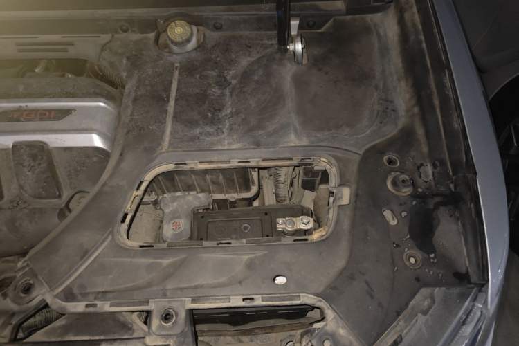 Used Geely Auto Emgrand X7 Sport 2016 1.8TD Automatic ZhiZun Version Engine Bay Left