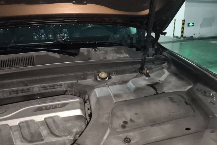 Used Geely Auto Emgrand X7 Sport 2016 1.8TD Automatic Smart Model Engine Bay Left