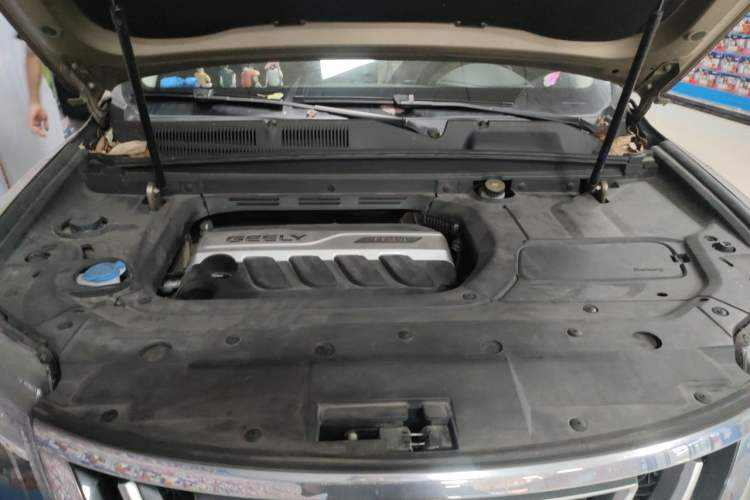Used Geely Auto Emgrand X7 Sport 2016 1.8TD Automatic ZhiZun Version Engine Bay