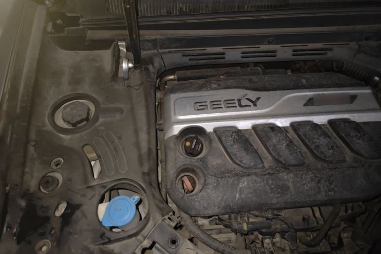 Used Geely Auto Emgrand X7 Sport 2016 1.8TD Automatic ZhiZun Version Engine Bay Right