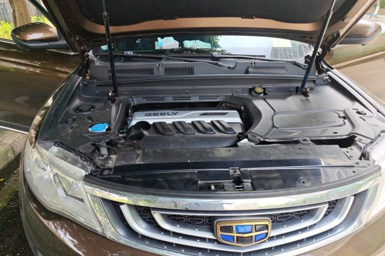 Used Geely Auto Emgrand X7 Sport 2016 1.8TD Automatic ZhiShang Model Engine Bay Right