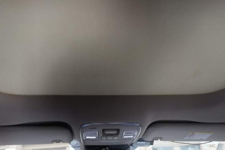 Used Geely Auto Emgrand X7 Sport 2016 1.8TD Automatic ZhiZun Version Headliner