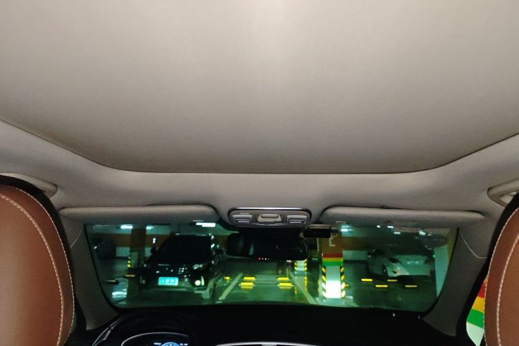 Used Geely Auto Emgrand X7 Sport 2016 1.8TD Automatic ZhiZun Version Headliner