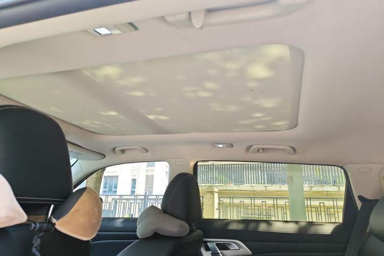 Used Geely Auto Emgrand X7 Sport 2016 1.8TD Automatic ZhiShang Model Headliner