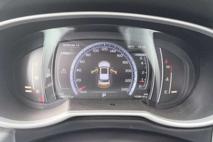 Used Geely Auto Emgrand X7 Sport 2016 1.8TD Automatic ZhiZun Version Instrument Cluster