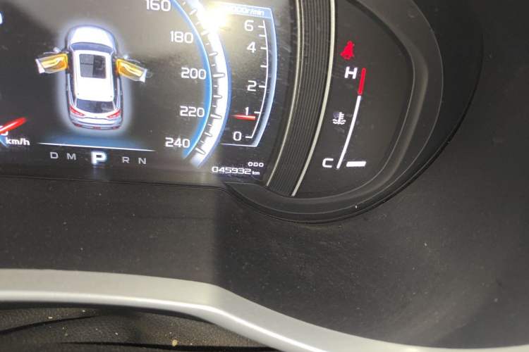 Used Geely Auto Emgrand X7 Sport 2016 1.8TD Automatic ZhiZun Version Odometer Close Up