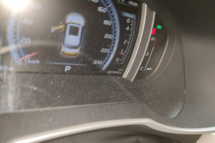 Used Geely Auto Emgrand X7 Sport 2016 1.8TD Automatic ZhiZun Version Odometer Close Up