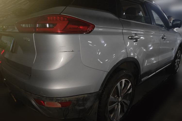 Used Geely Auto Emgrand X7 Sport 2016 1.8TD Automatic ZhiZun Version Rear Right 45 Deg