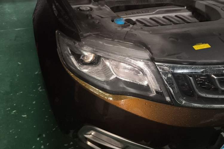 Used Geely Auto Emgrand X7 Sport 2016 1.8TD Automatic Smart Model Right Front Headlight