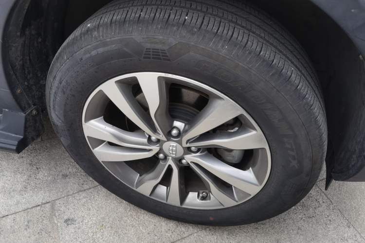 Used Geely Auto Emgrand X7 Sport 2016 1.8TD Automatic ZhiZun Version Right Front Wheel Hub