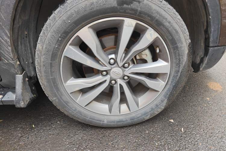 Used Geely Auto Emgrand X7 Sport 2016 1.8TD Automatic ZhiZun Version Right Front Wheel Hub