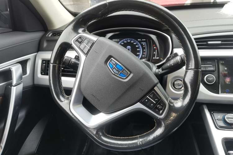 Used Geely Auto Emgrand X7 Sport 2016 1.8TD Automatic ZhiZun Version Steering Wheel