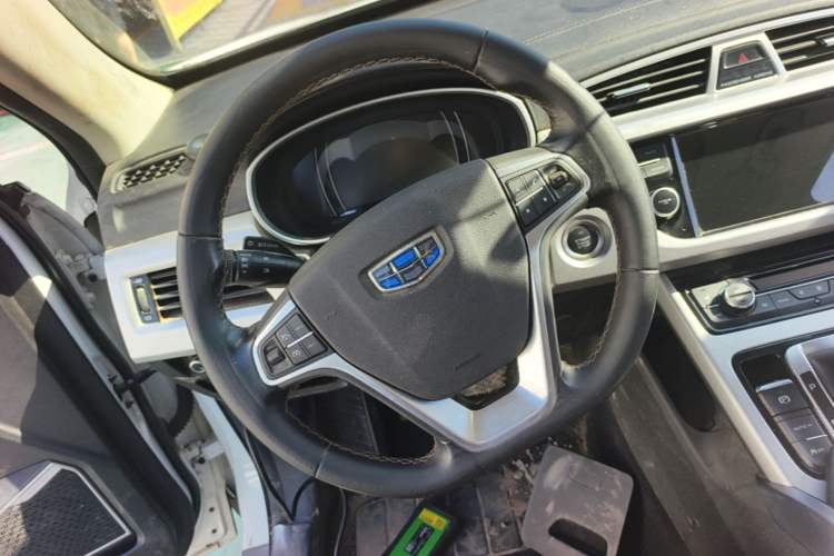 Used Geely Auto Emgrand X7 Sport 2016 1.8TD Automatic ZhiZun Version Steering Wheel