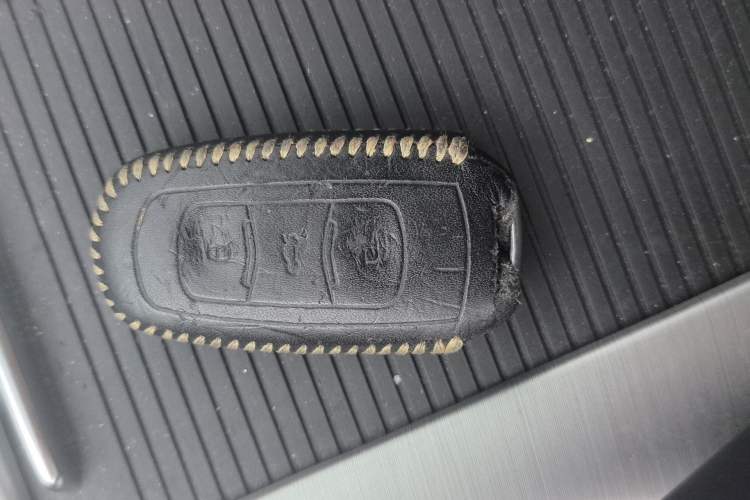 Used Geely Auto Emgrand X7 Sport 2016 1.8TD Automatic ZhiZun Version Vehicle Key