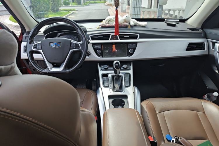 Used Geely Auto Emgrand X7 Sport 2016 1.8TD Automatic ZhiZun Version Center Console