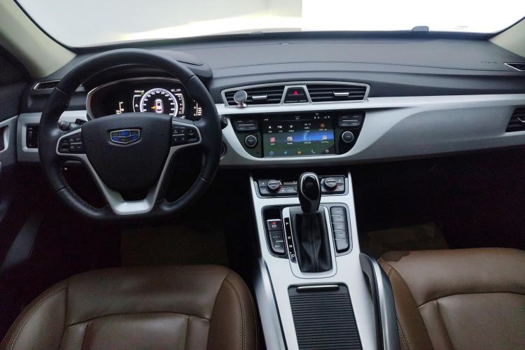Used Geely Auto Emgrand X7 Sport 2016 1.8TD Automatic ZhiZun Version Center Console