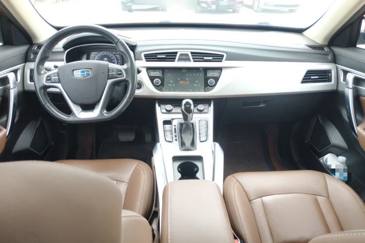 Used Geely Auto Emgrand X7 Sport 2016 1.8TD Automatic All-Wheel-Drive ZhiZun Edition Center Console