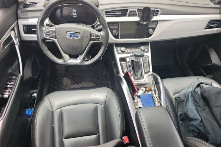 Used Geely Auto Emgrand X7 Sport 2016 1.8TD Automatic Smart Connectivity Version Center Console