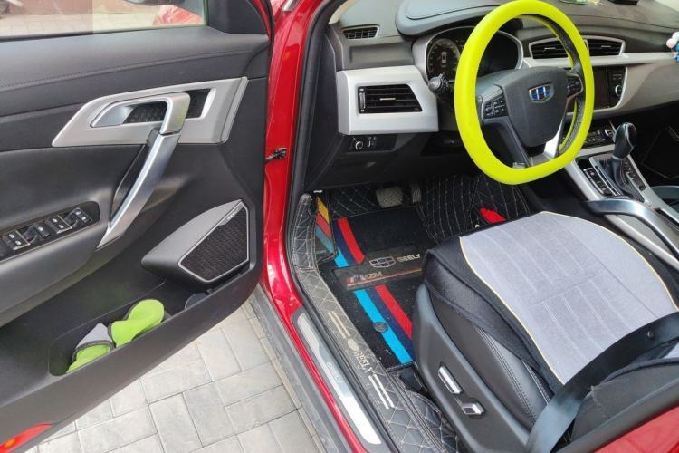 Used Geely Auto Emgrand X7 Sport 2016 1.8TD Automatic Smart Model Driver Seat