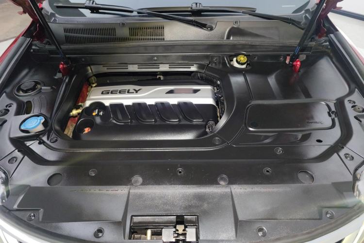 Used Geely Auto Emgrand X7 Sport 2016 1.8TD Automatic ZhiZun Version Engine Bay