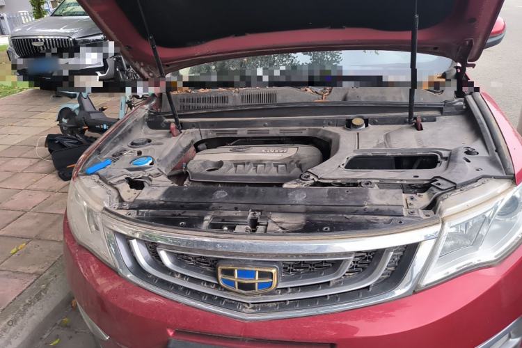 Used Geely Auto Emgrand X7 Sport 2016 2.0L Manual Smart Connect Version Engine Bay