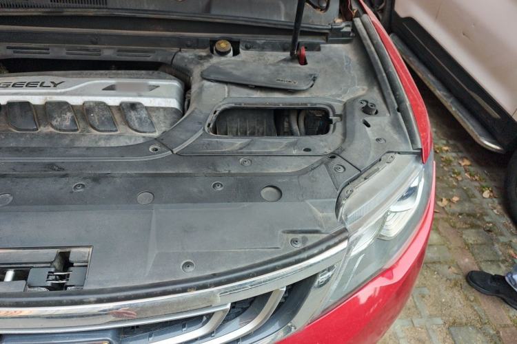 Used Geely Auto Emgrand X7 Sport 2016 1.8TD Automatic ZhiZun Version Engine Bay Left