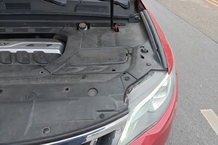 Used Geely Auto Emgrand X7 Sport 2016 1.8TD Automatic ZhiZun Version Engine Bay Left