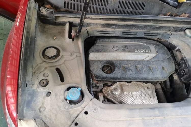 Used Geely Auto Emgrand X7 Sport 2016 2.0L Manual Smart Connect Version Engine Bay Right