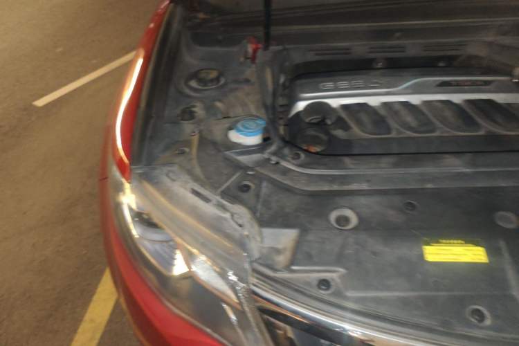 Used Geely Auto Emgrand X7 Sport 2016 1.8TD Automatic Smart Model Engine Bay Right