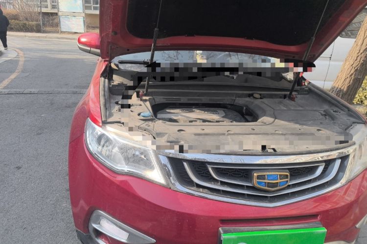Used Geely Auto Emgrand X7 Sport 2016 2.0L Manual ZhiShang Version Engine Bay Right