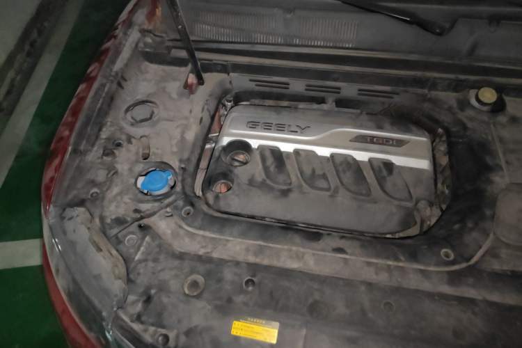 Used Geely Auto Emgrand X7 Sport 2016 1.8TD Automatic ZhiZun Version Engine Bay Right
