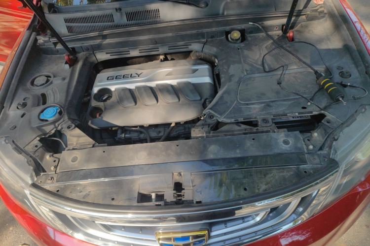Used Geely Auto Emgrand X7 Sport 2016 1.8TD Automatic ZhiZun Version Engine Bay