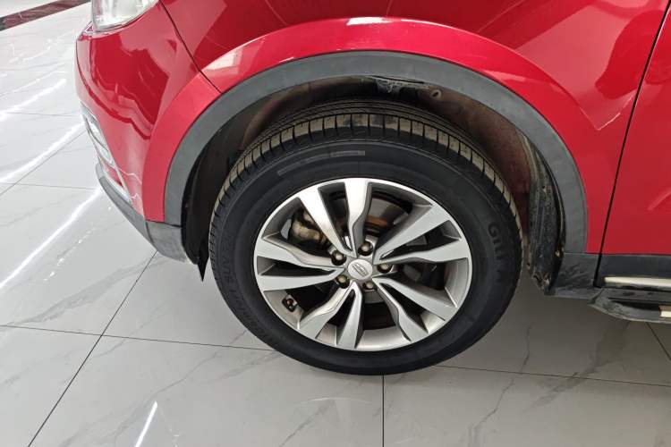 Used Geely Auto Emgrand X7 Sport 2016 1.8TD Automatic ZhiShang Model Exterior 2