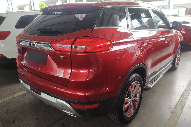 Used Geely Auto Emgrand X7 Sport 2016 2.0L Manual ZhiShang Version Exterior 3